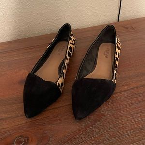 Crown Vintage Black and Leopard Flats - Size 6